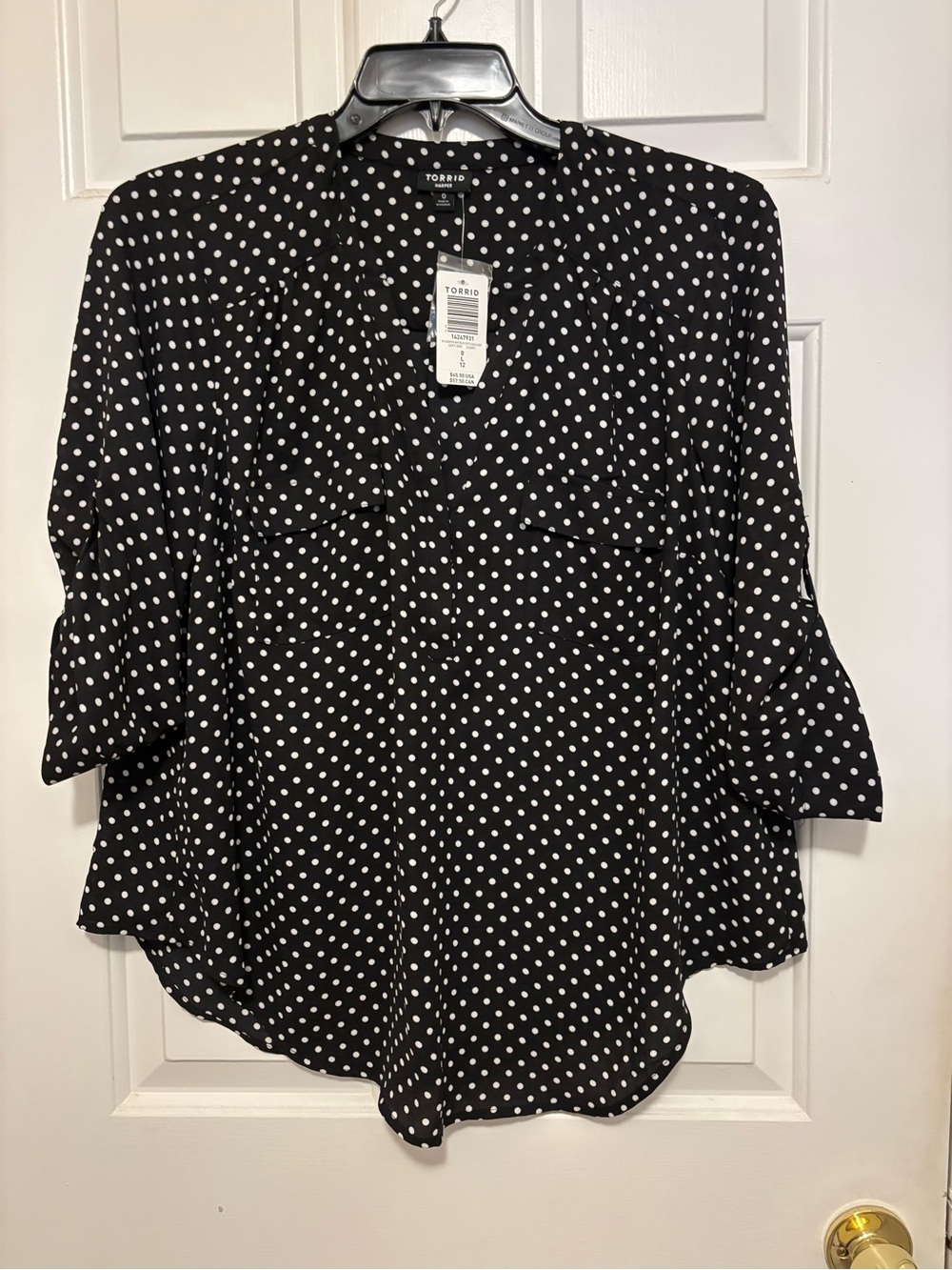 Torrid polkadot blouse NWT
